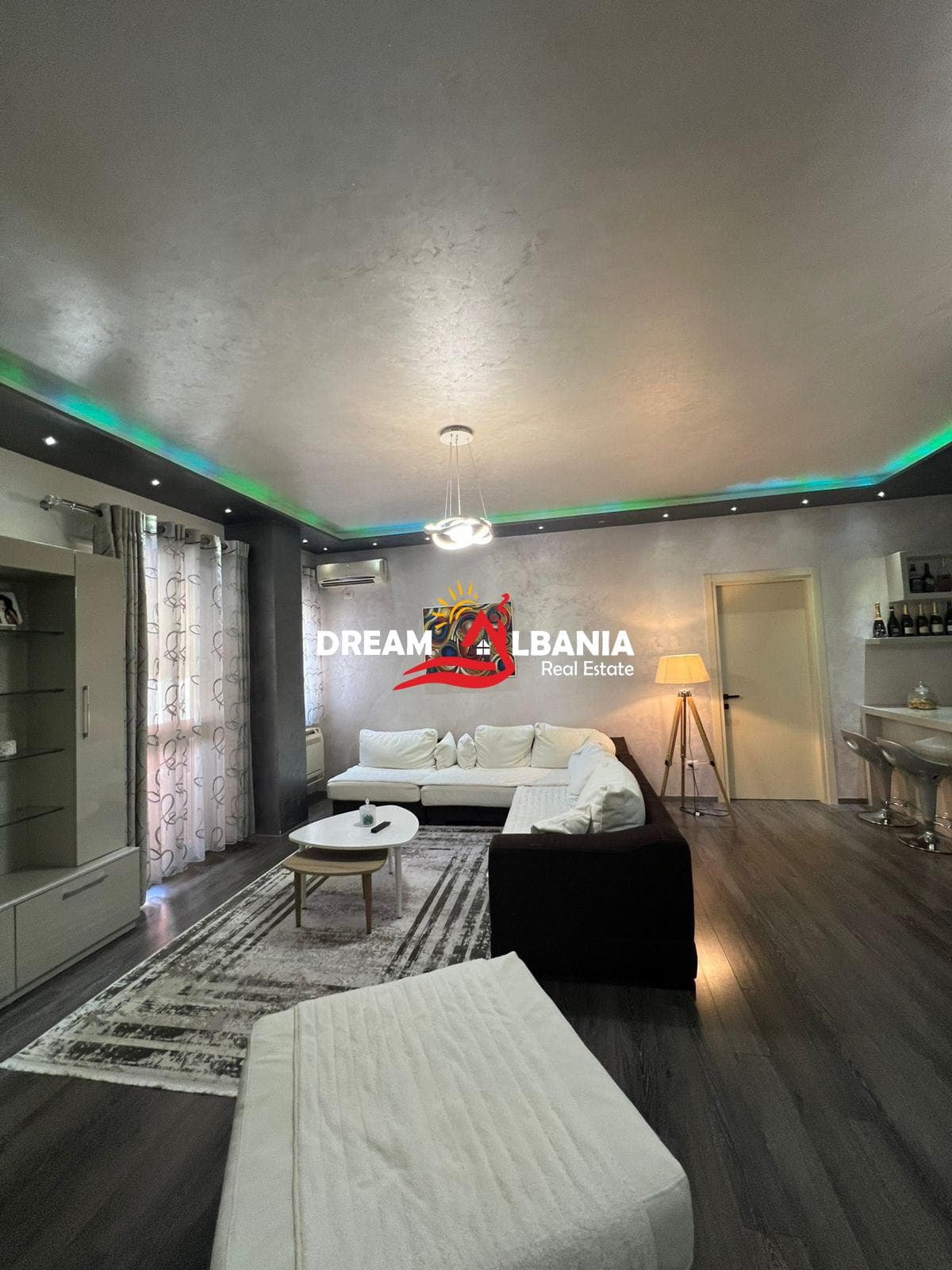Super Apartament 2+1+2 ne shitje prane kompleksit Deliorgji, Tirane (ID 41212040)