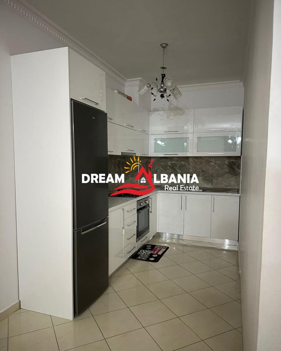 Apartament me qera 1+1 ne Fresk, prane Fizikes Berthamore, Tirane (ID 42111146) 2
