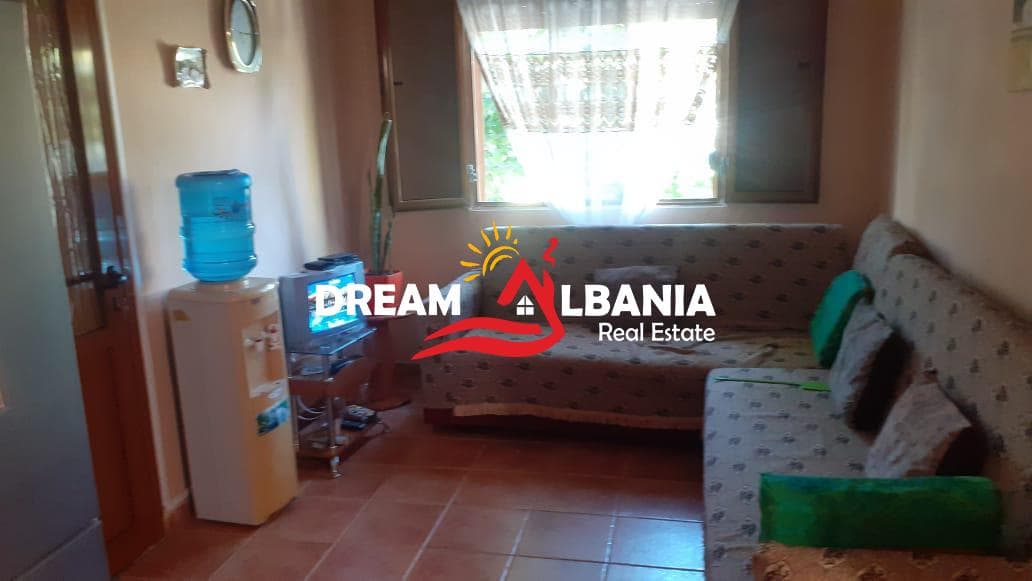 Shtepi Private + Ambjent Biznesi ne shitje ne Lushnje prane Stadiumit(ID 4151151).