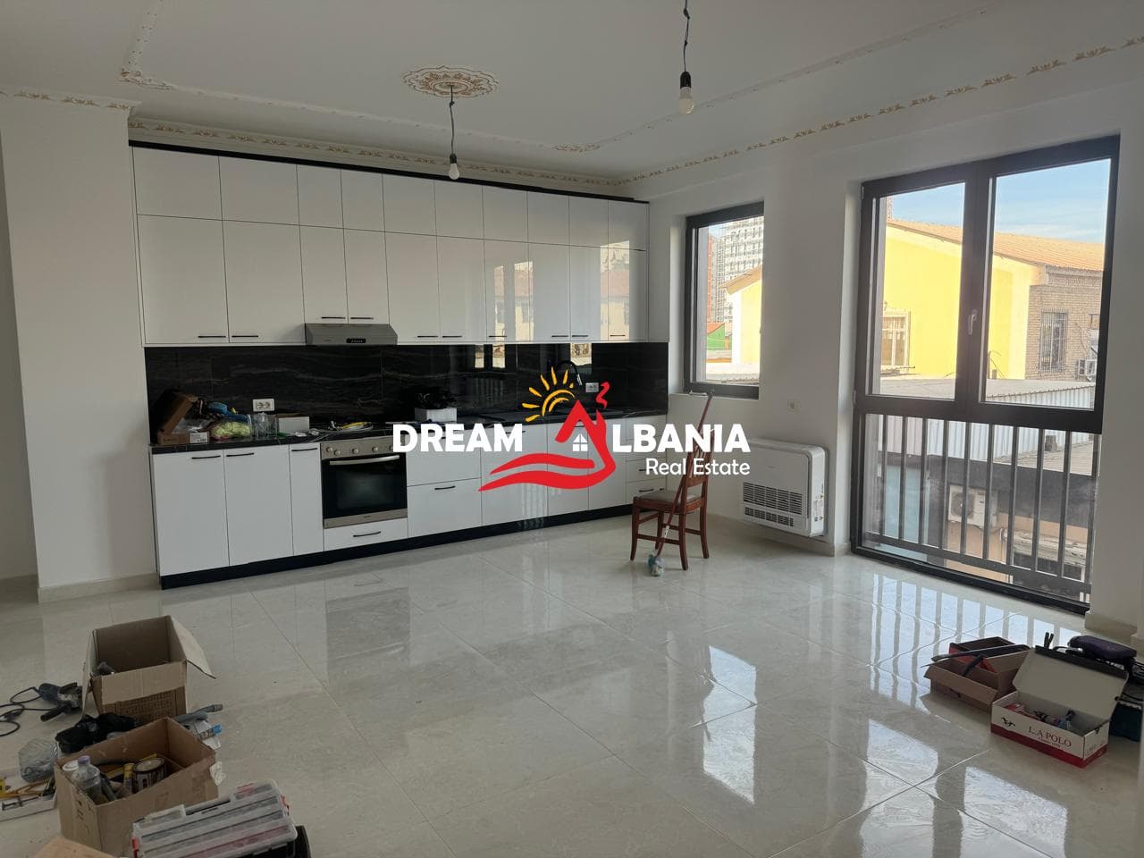 Apartament 2+1+2 me qera , prane tregut te uzina Dinamo,Tirane (ID 42215054)
