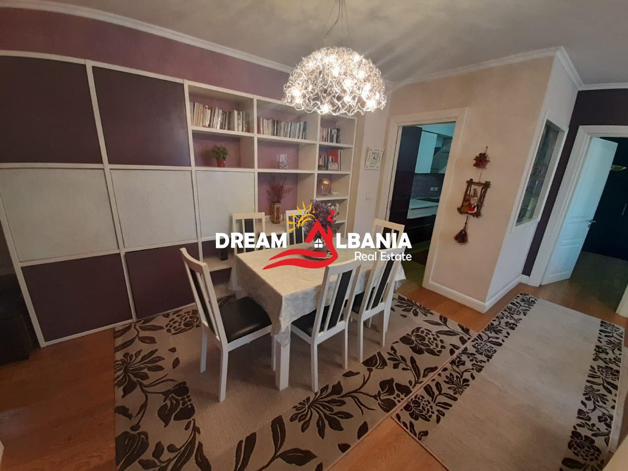 Apartamente 2+1 me qera ne Rrugen Naim Frasherit, prane Mozaikut te Tiranes ne Tirane (ID 4221989) 2