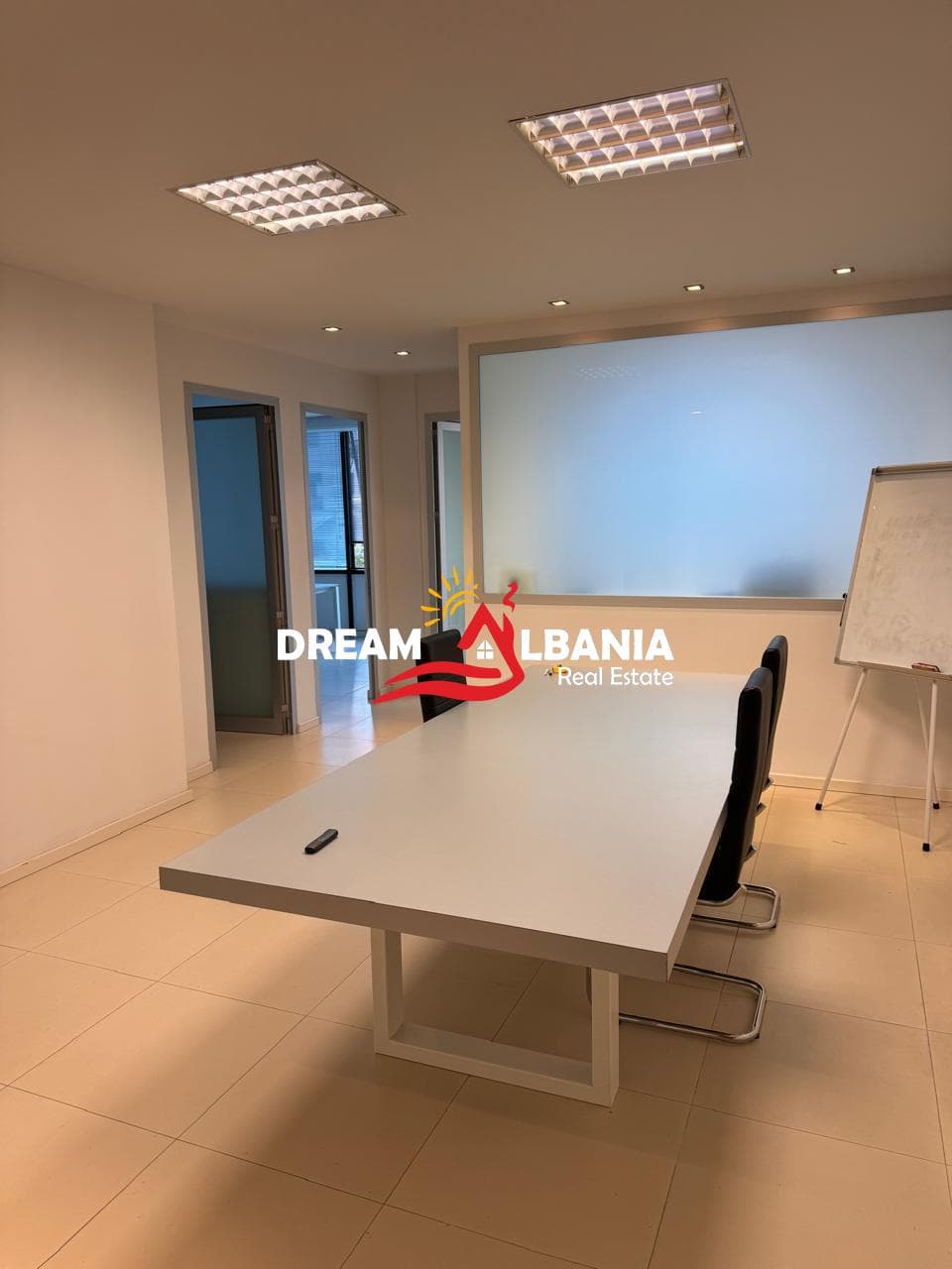 Ambient Komercial/Zyre ne Shitje ne Rrugen e Elbasanit, prane Stadiumit Air Albania ne Tirane (ID 4161089) 3