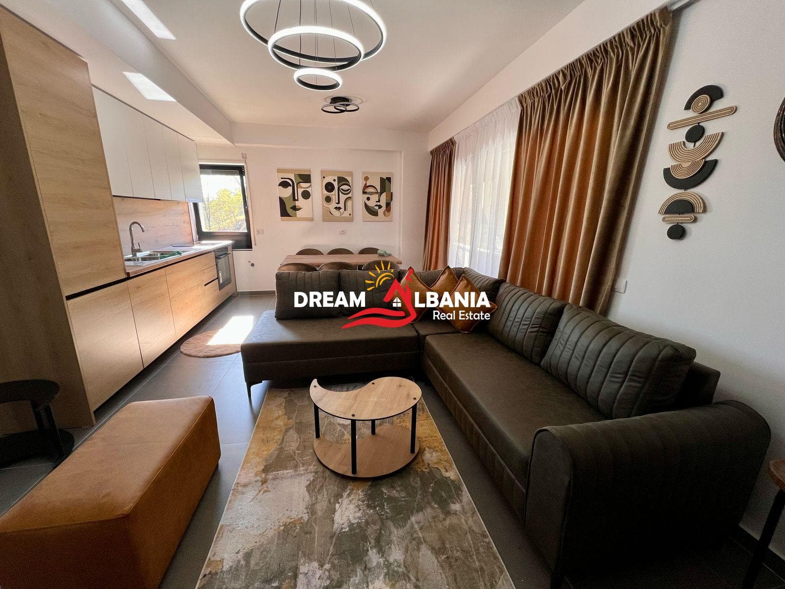 Jepet me qera duplex 3+1+verande dhe post parkimi i perfshire tek Residenca Kodra e Diellit 2 (ID 4231449)