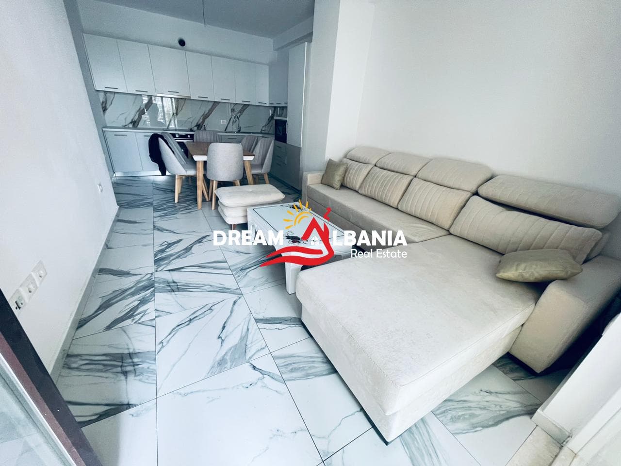 Apartament 2+1 me Qera Tek Grand Gallery ne Yzberisht ne Tirane” (ID 42214748)