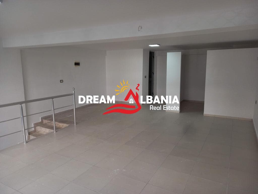Dublex ne Shitje (Ambient Biznesi) ne Misto Mame, prane Pallateve Cabej ne Tirane (ID 4171535) 4