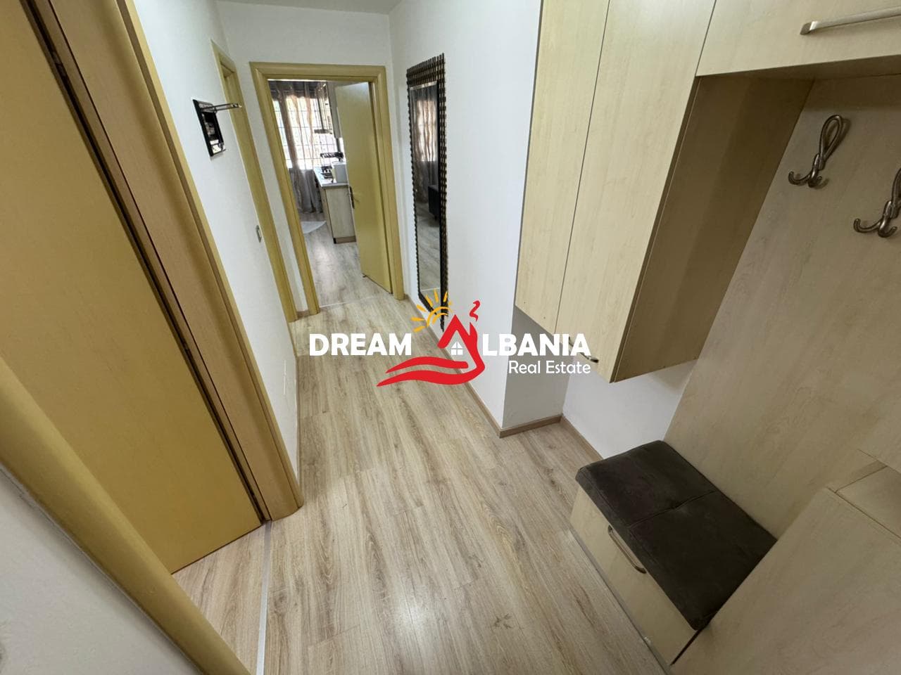 OKAZION Apartament 1+1 në Shitje në Don Bosko, prane Hotel Ferrarit, Tiranë (ID 41111582) 3