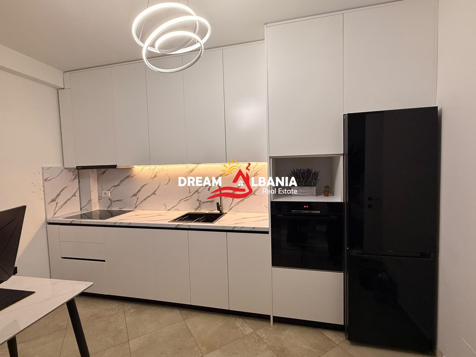 Apartament 2+1 me Qera Rruga e Barrikadave (ID 5221005) 3