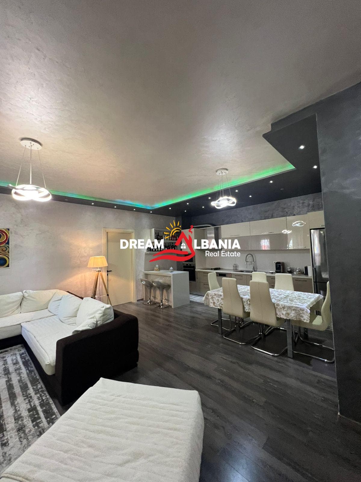 Super Apartament 2+1+2 ne shitje prane kompleksit Deliorgji, Tirane (ID 41212040) 2