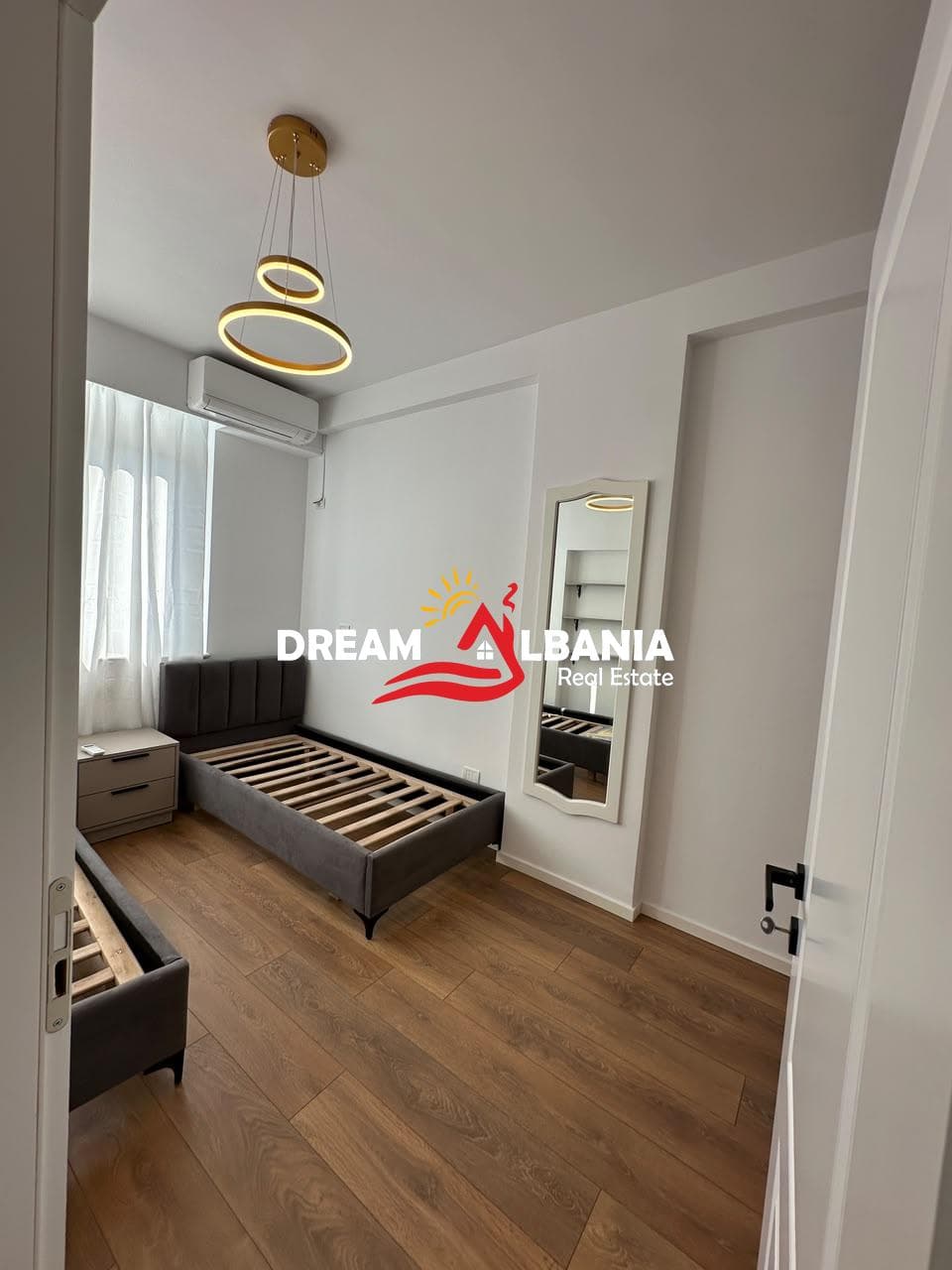 Apartament2+1 me Qera tek Kopshti Zologjik (ID 52215004) 4