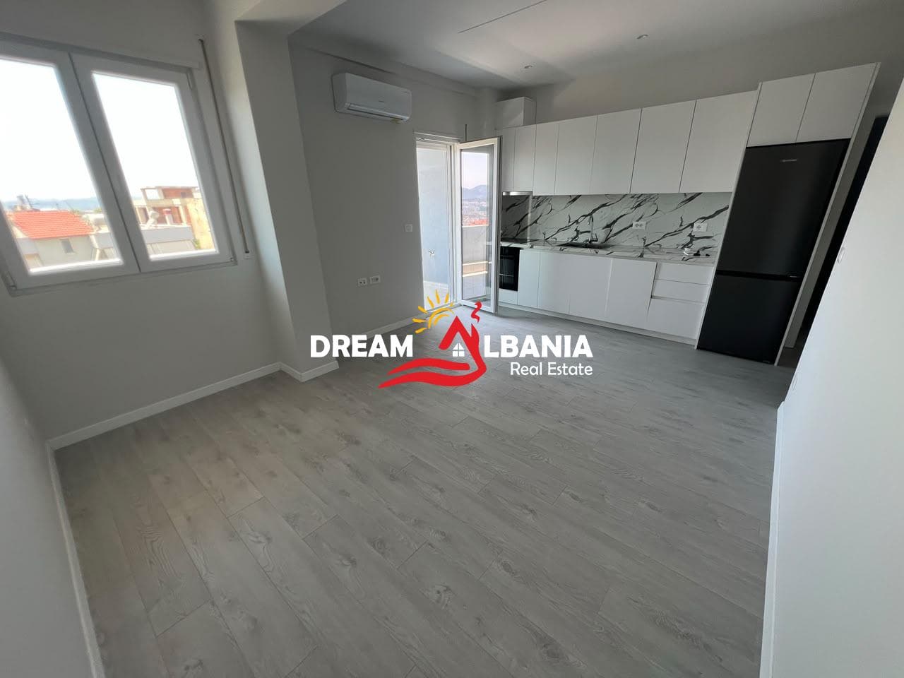Jepet me qera apartament 1+1 tek Kodra e Priftit ID (42111638) 2