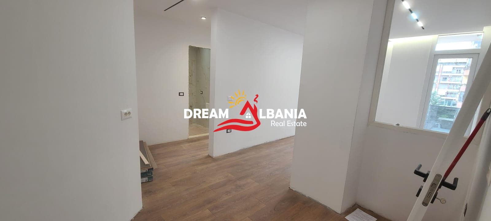 Shiten 2 Apartamente 1+1 tek 21 Dhjetori, prane Mondialit (ID 41111541) 2