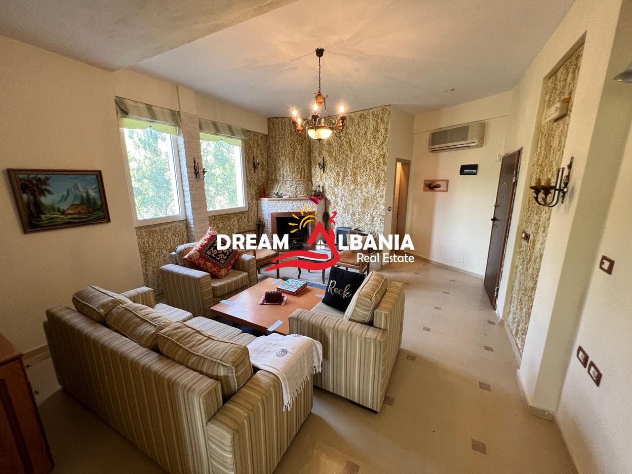 Ekskluzive!! Super mundesi investimi! Godine 5-kateshe(Hotel) ne shitje ne Bregdetin e Himares ne Qeparo (ID 4151162)