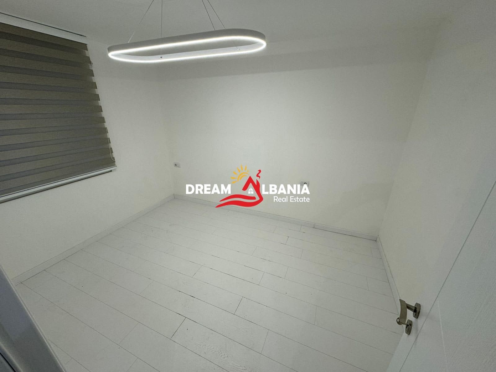 Jepete Apartament/Zyre 1+1+Post Parkimi me qera ne Zog te Zi ne Tirane (ID 4219341 ) 2
