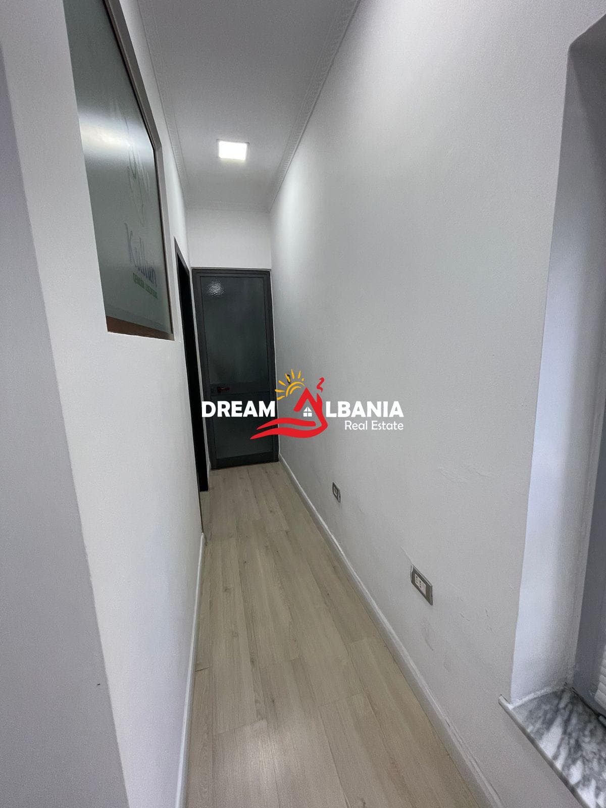 Ambient biznesi per shitje tek Selvia prane Observatorit ( ID 4171513 ) 2