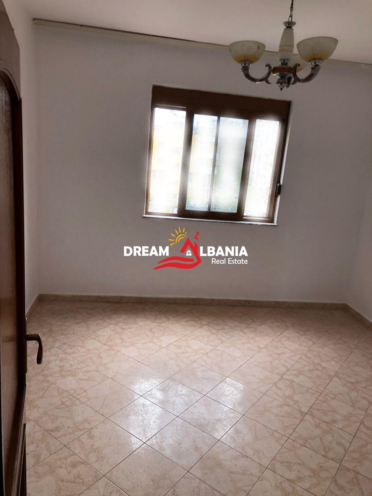 Apartament 2+1 ne shitje ne Laprake ne afersi te Spitalit Universitar te Traumes ne Tirane (ID 4129452) 4
