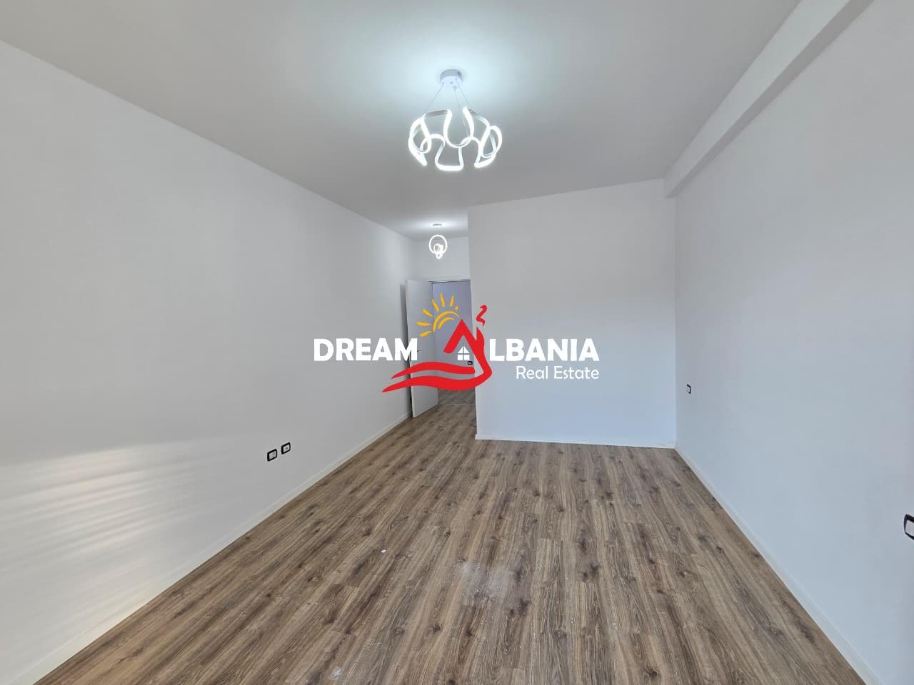 Apartament 1+1me Post Parkimi në shitje Color Splash Paskuqan, Tirane ID (41111157) 3