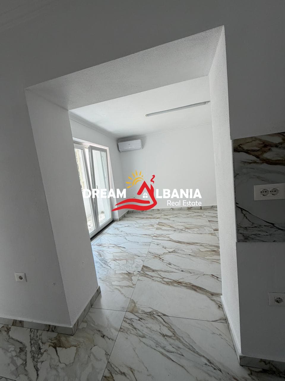 Jepet me qera ambient zyre 2+1 ne Zog te Zi, Tirane (ID 42611540) F 3
