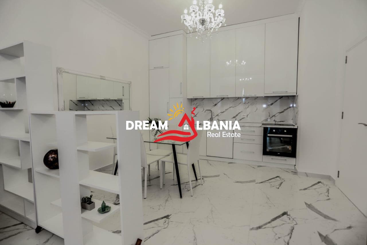 Super Mundesi Investimi!!! Apartament ne shitje ne rrugen e Kavajes te Kompleksi Square 21, Tirane (ID 4111661). 3