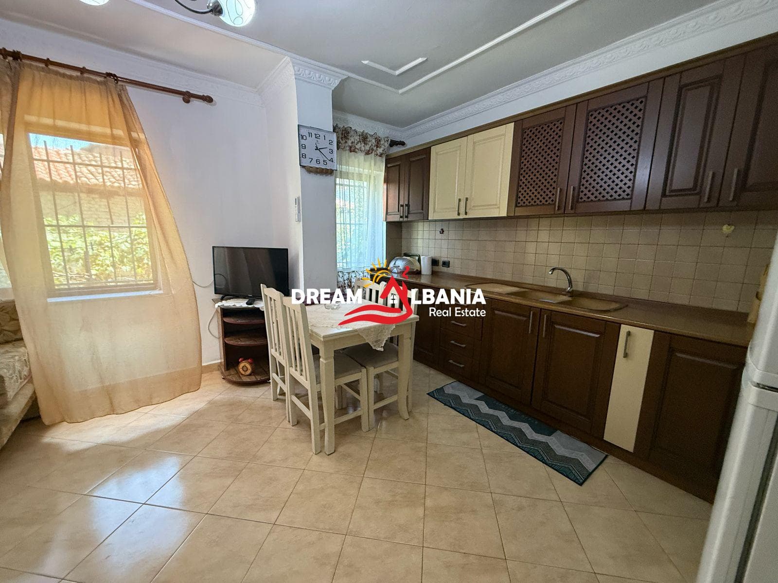 Jepet me qera apartament 1+1 prane Raiffeissen Bank te Brryli (ID 4229435) 2