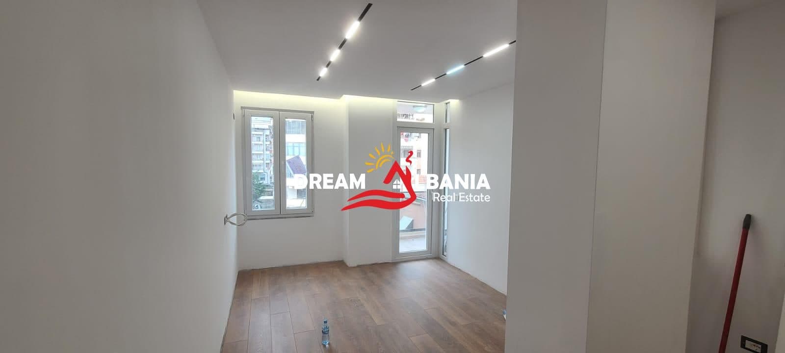 Shiten 2 Apartamente 1+1 tek 21 Dhjetori, prane Mondialit (ID 41111541)