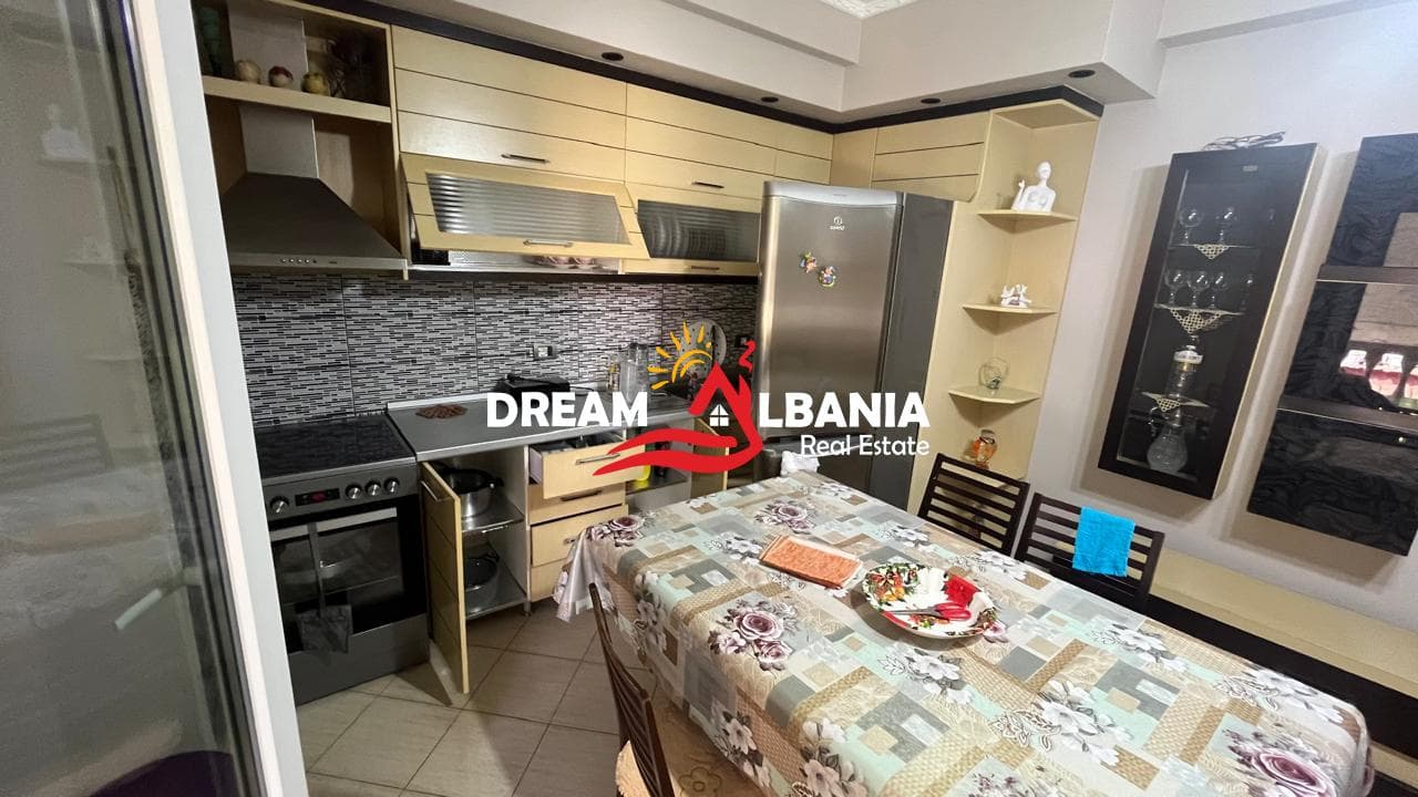 Apartament me qera 2+1+parkim ne zonen e Shkozes, Tirane (ID 4229511) 3
