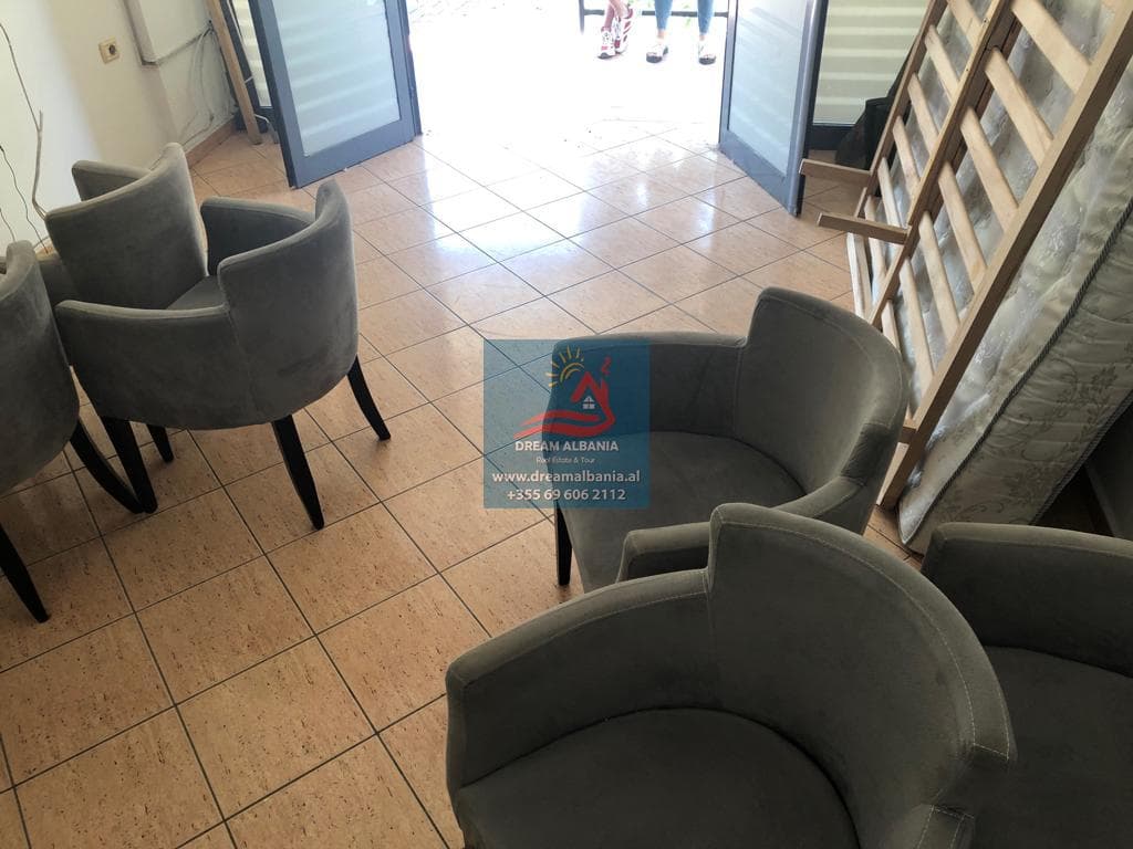 Dyqan per shitje ne zonen e Don Boskos afer Viva Market ne Tirane (ID 4171090)