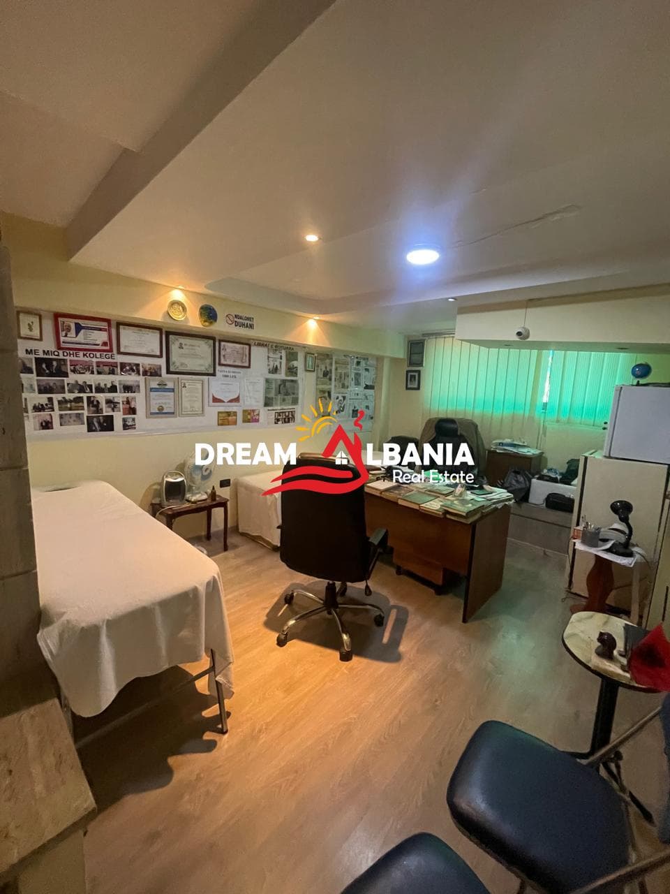 Shitet Dyqan Duplex ne Qender , Tirane ( ID 4171623 ) f 2