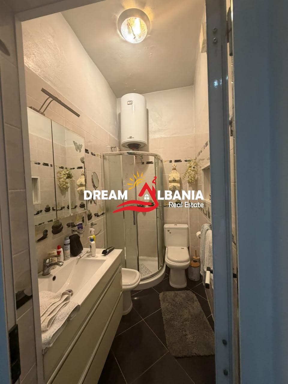 Apartament me qera 2+1+Verande tek Pallatet Agimi ne Bllok (42215615) f 4
