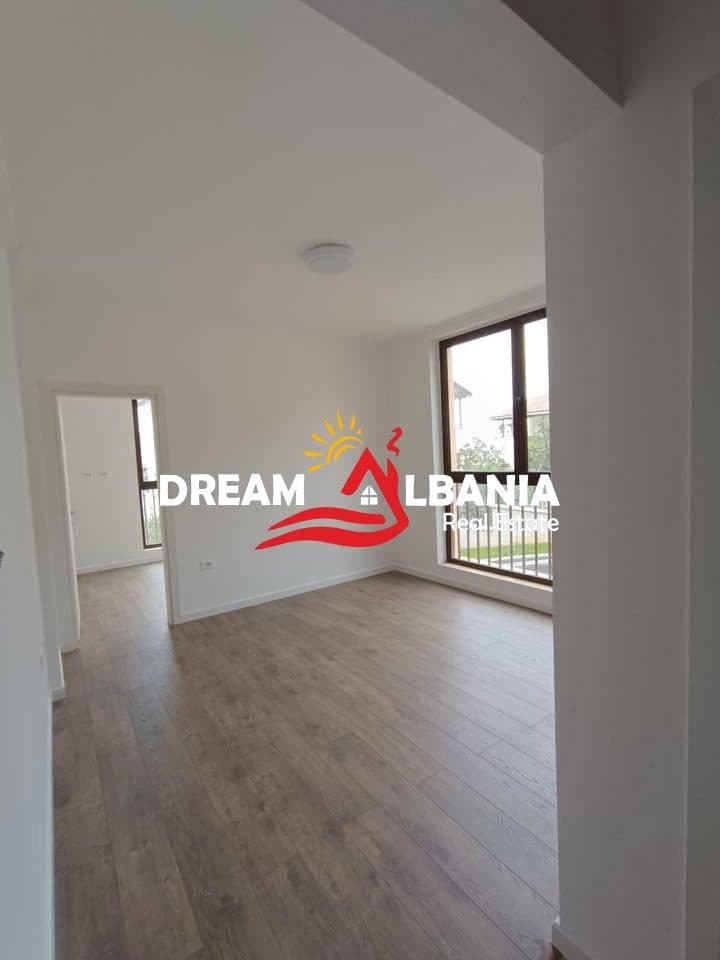 Jepet me qera Vile prane Vilave Amerikane te Senatoriumi, Tirane(4251387) 2
