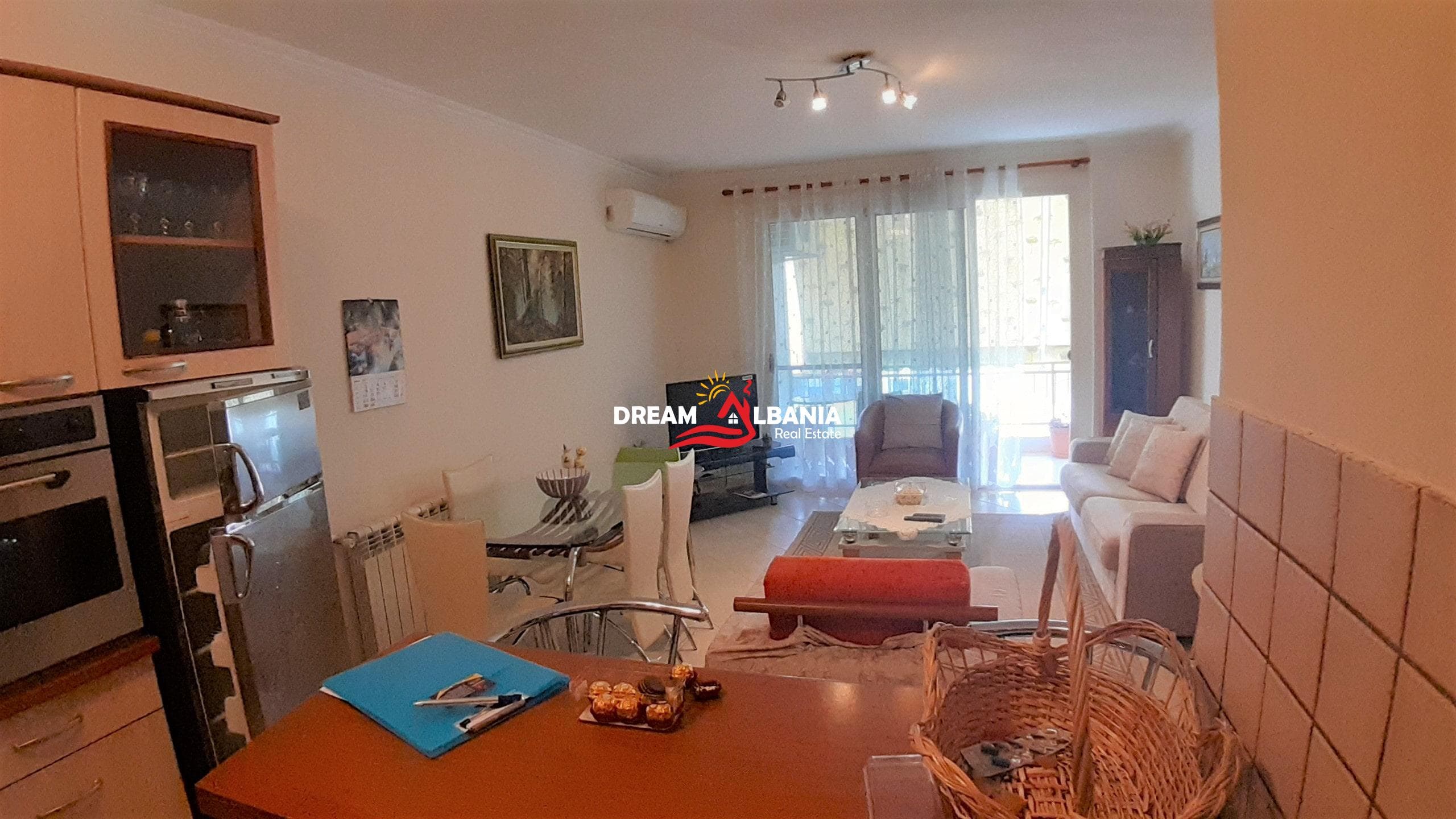 Apartament 1+1 me qera Sheshi Willson afer kompleksit Nobis dhe Liqenit ne Tirane (ID 4211471 ) F 2