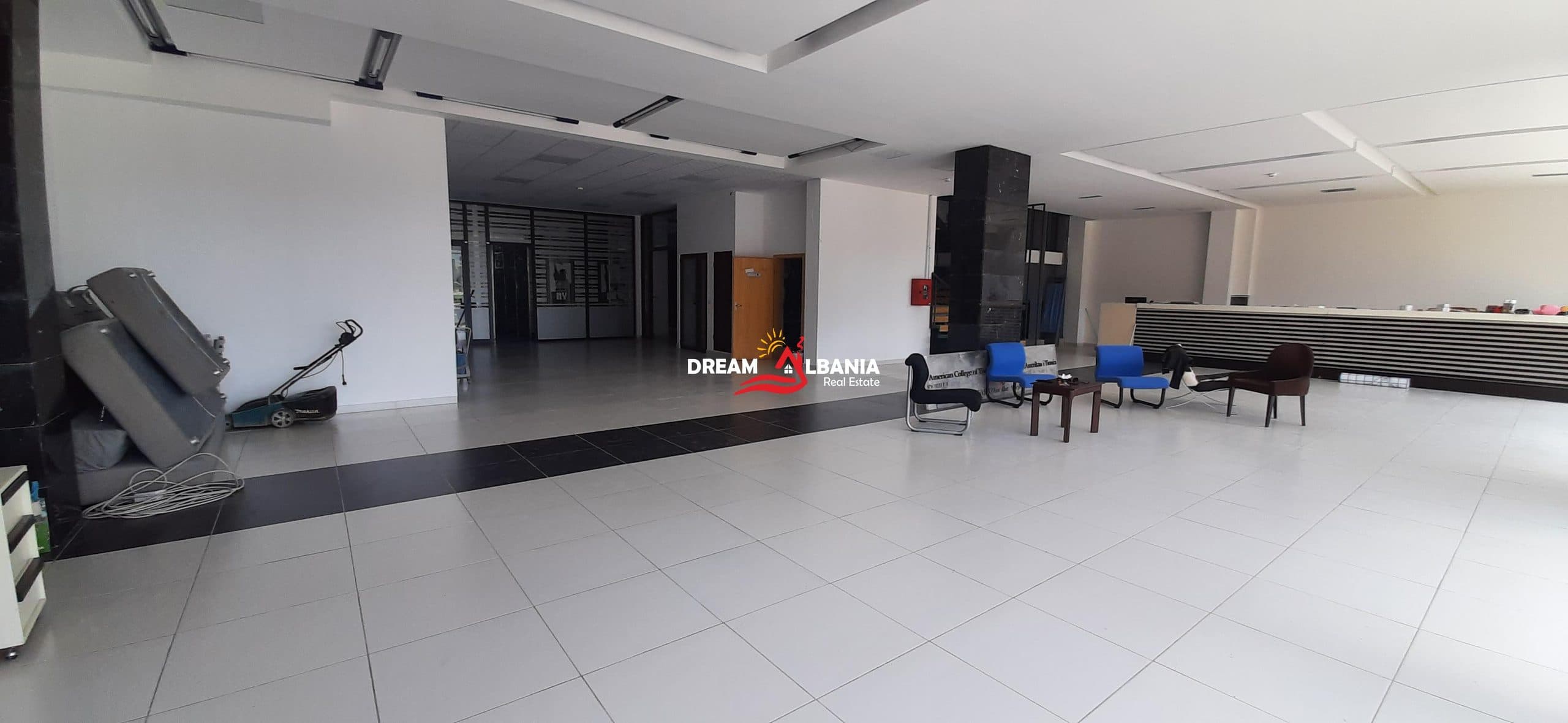 Zyra dhe ambiente me qera ne zonen e Lundres prane TEG ne Tirane (ID 4281147)