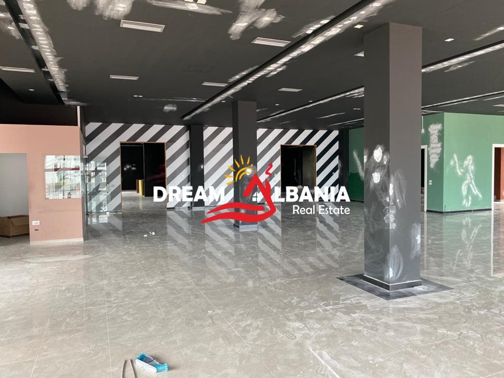 Godine me qera ne autostraden Tirane-Durres, ne Afersi te Megatek (ID 4281108)