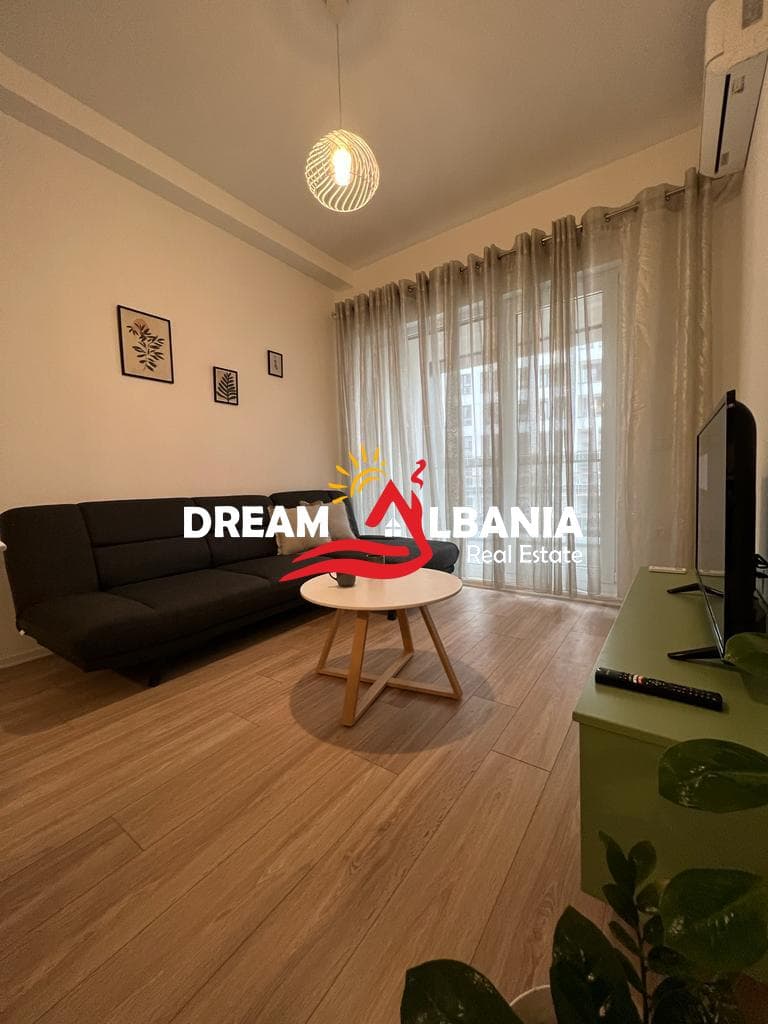 Super Apartament 1+1 me Qera tek 21 Dhjetori, Tek Kompleksi Kontakt (ID 5211003)