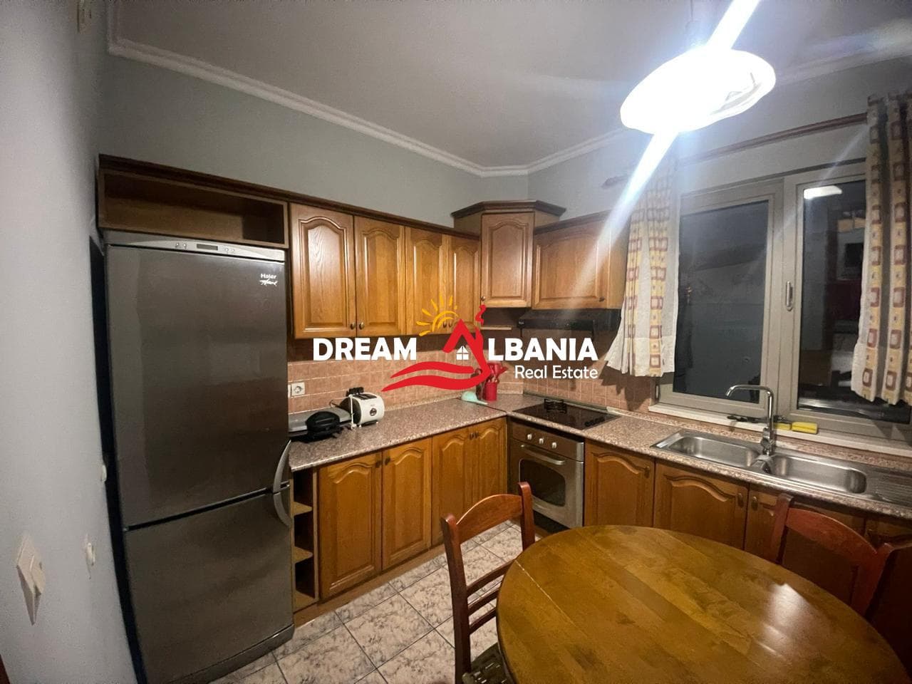 Jepet me Qera Kati i 2 i nje Vile tek Tregu i Ri Elektrik ne Tirane (ID 4251356) 4