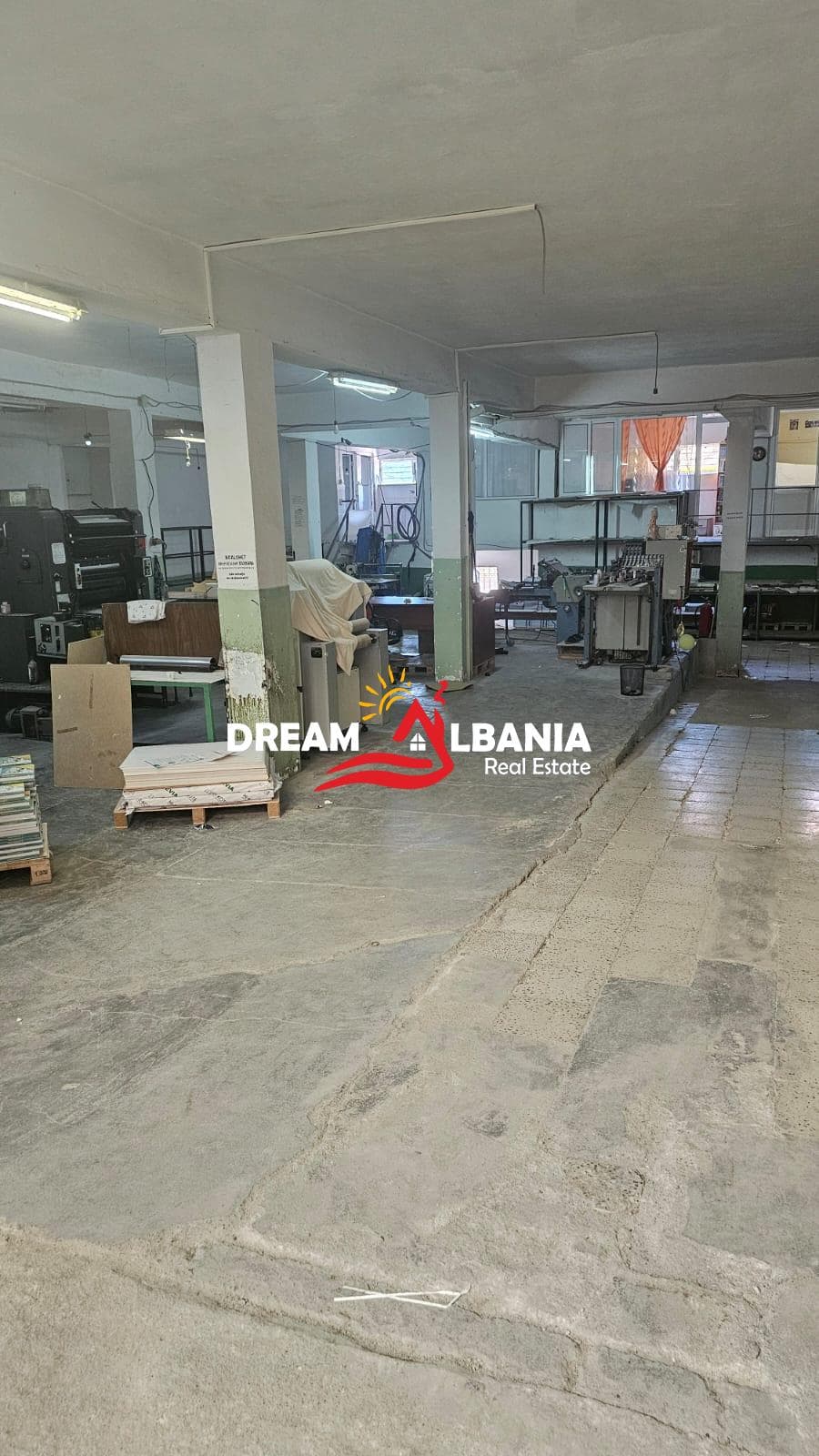 Magazinë me qera në Sauk, në Tiranë (ID 4281310) F