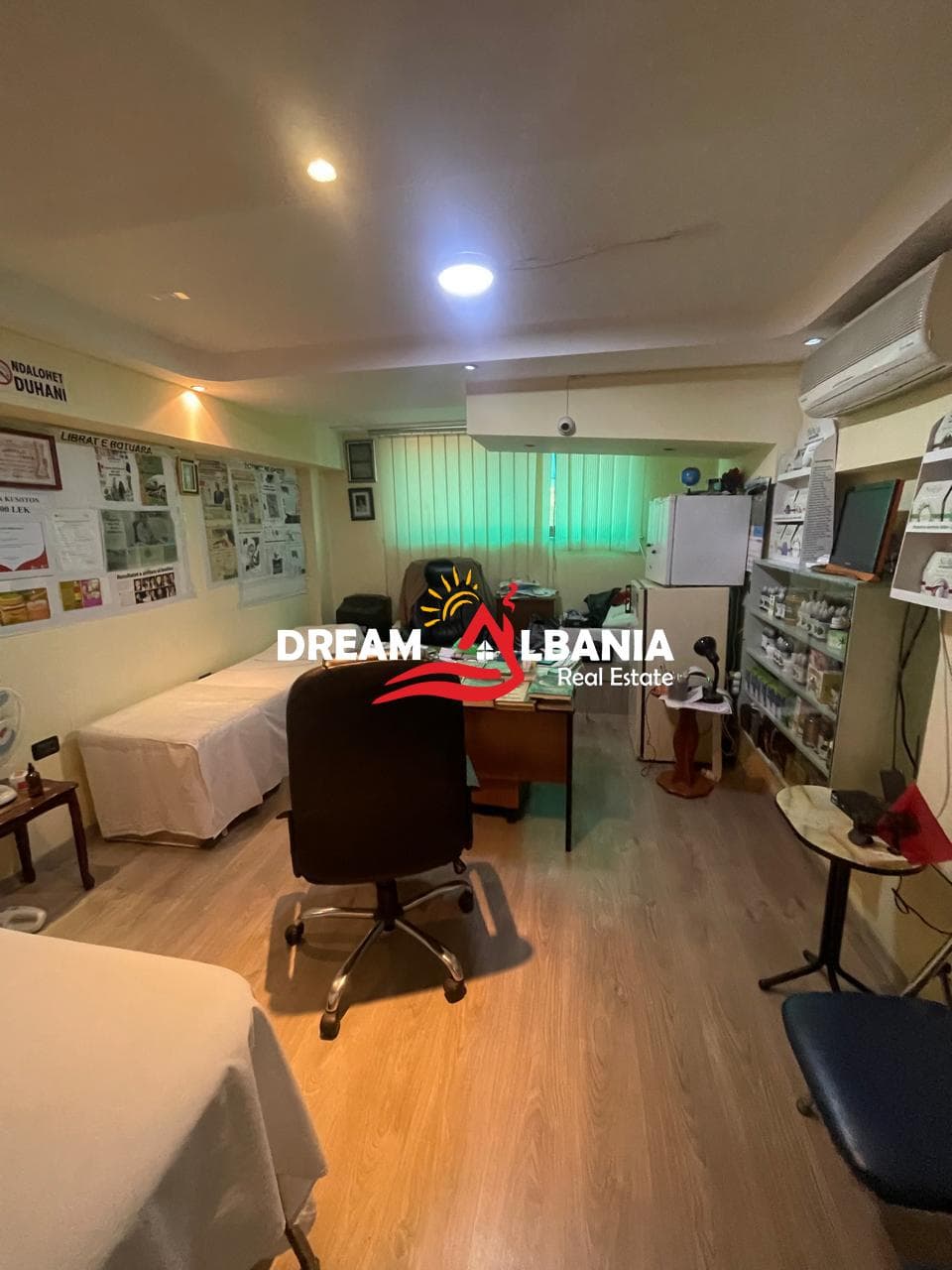 Shitet Dyqan Duplex ne Qender , Tirane ( ID 4171623 ) f 2