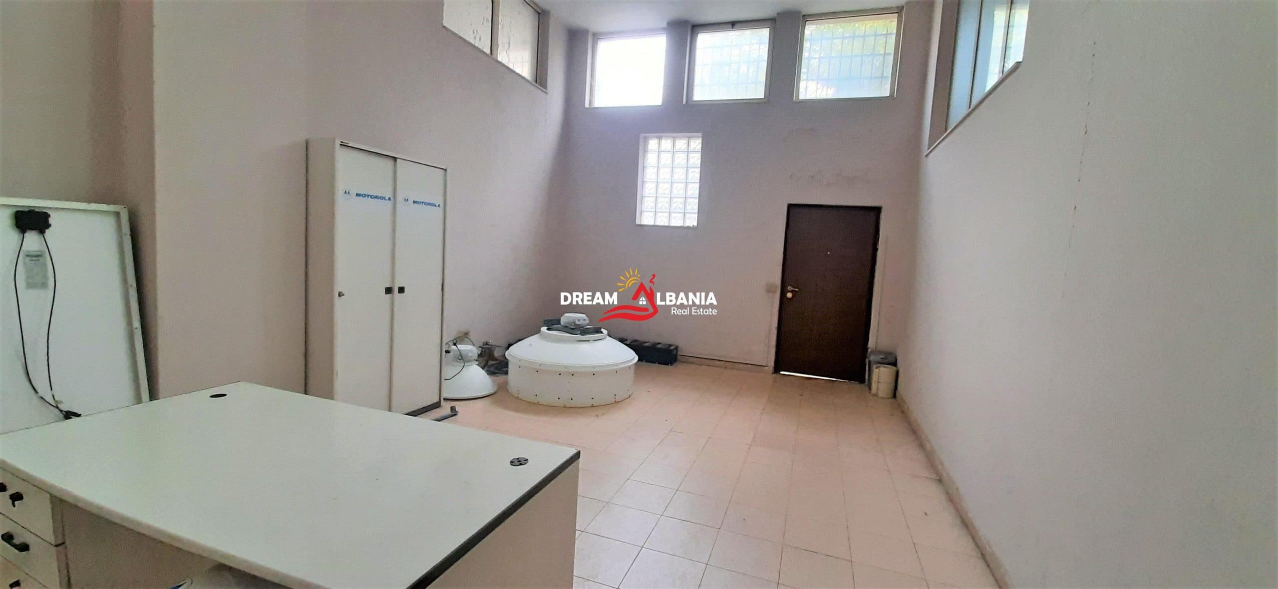 Dyqan/njesi dupleks ne shitje ne rrugen Mine Peza prane Rajonit nr. 3 ne Tirane (ID 4171324) 3