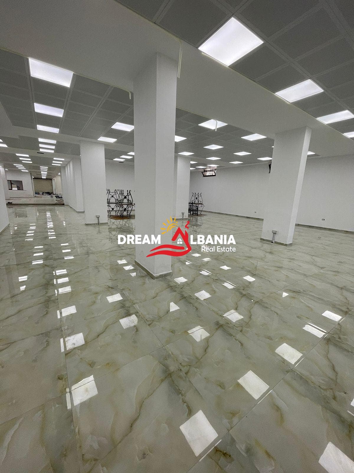 Ambjent biznesi me qera ne zonen e Freskut, rruga Muhamet Deliu, Tirane (ID 4271937)