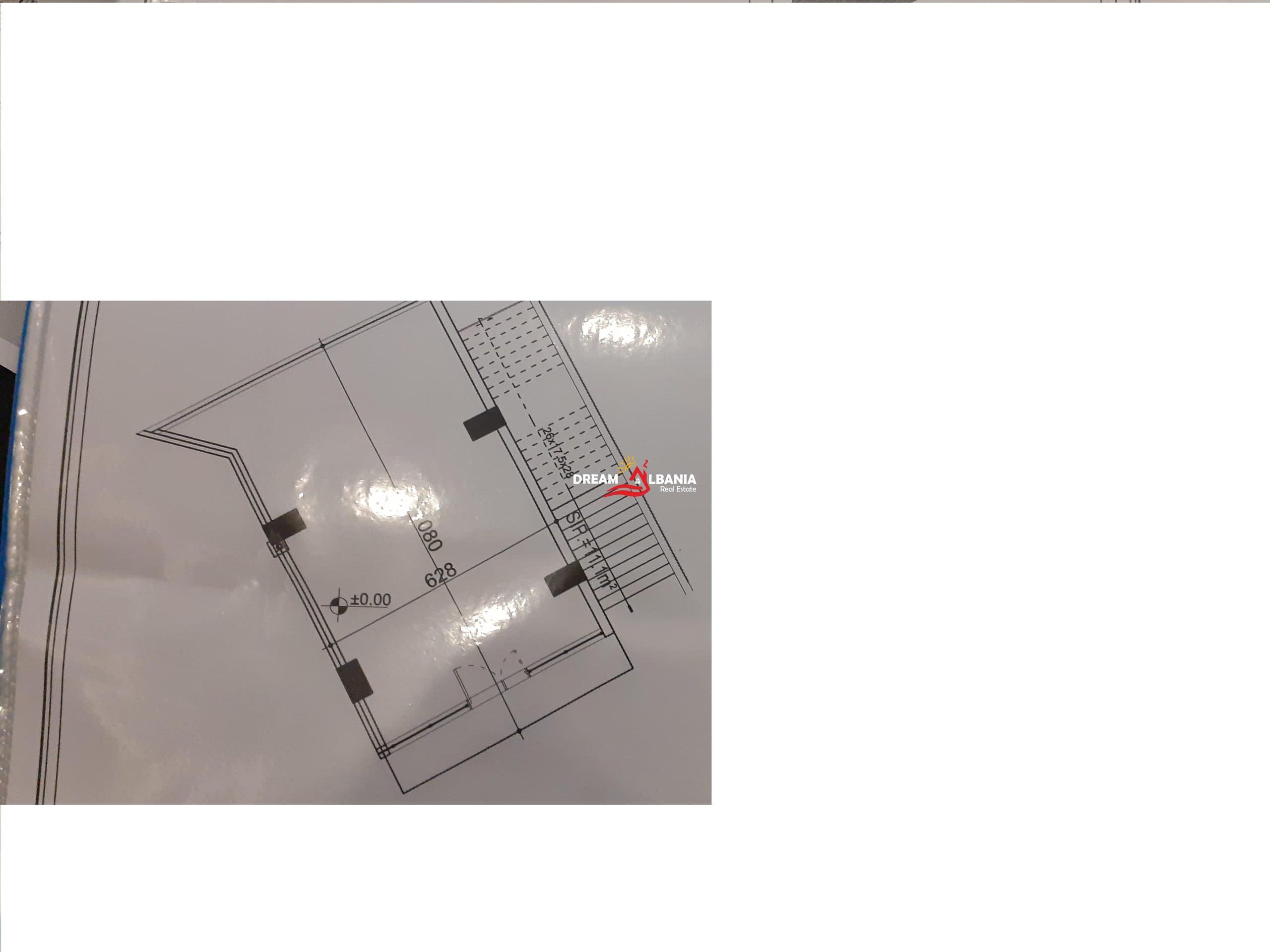 Dyqan ne shitje ne rrugen Teodor Keko prane Kompleksit Arlis ne Tirane (ID 4171184)