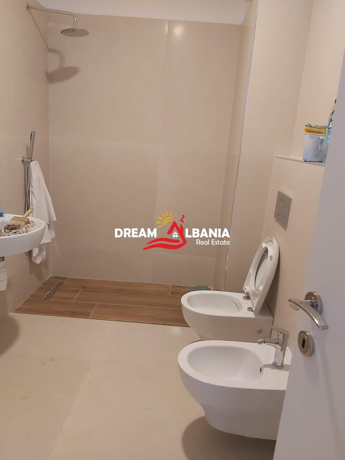 Jepet me Qera Ambient për Biznes tek Rezidenca Zirkon-Tirane (42111596) f 3