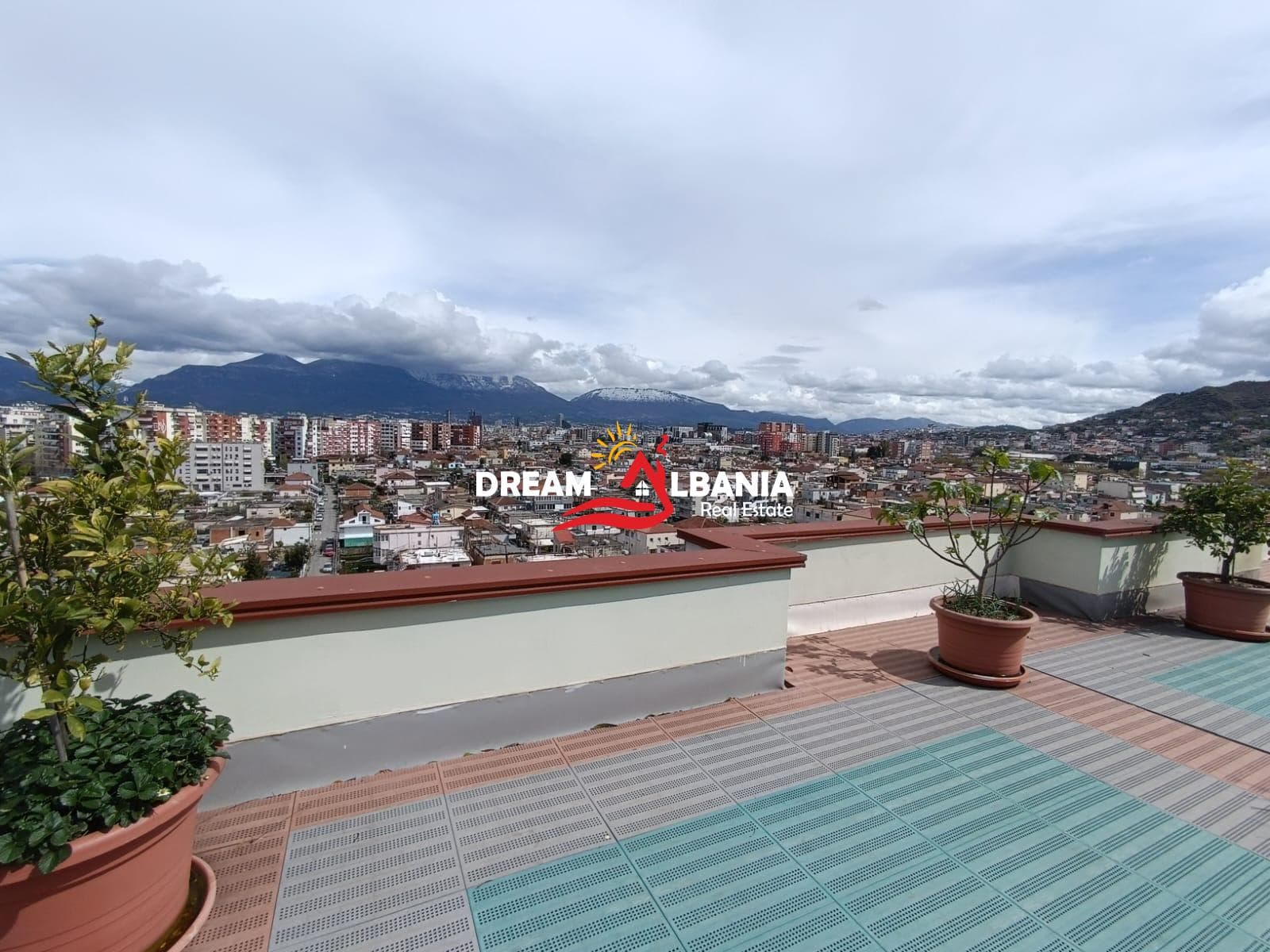 Ambient per zyre me qera ne Rrugen Besim Alla , prane pallateve Çabej ne Tirane (ID 42611274) 4