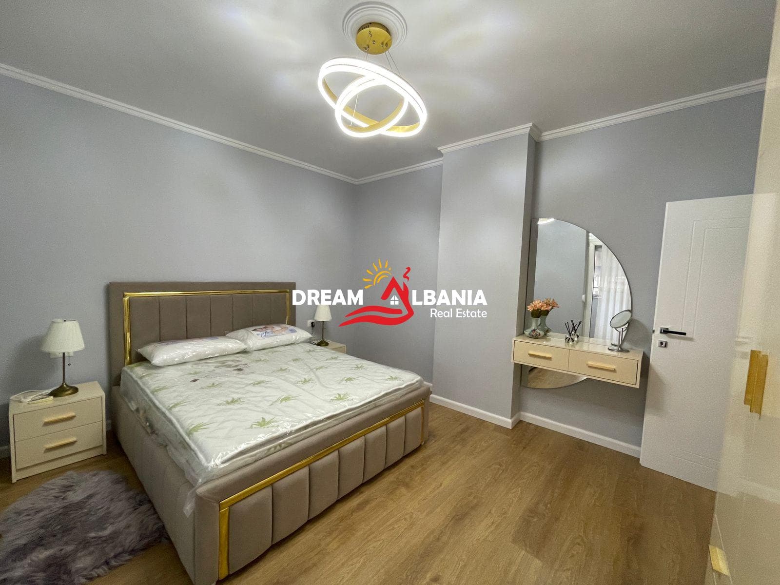 Super Apartament Luksoz 2+1+2 me Post Parkimi te Zogu i Zi prane Ring Center (ID 42214456) 3