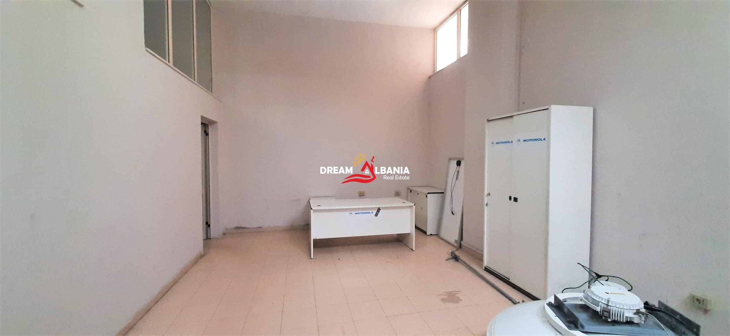 Dyqan/njesi dupleks ne shitje ne rrugen Mine Peza prane Rajonit nr. 3 ne Tirane (ID 4171324) 2