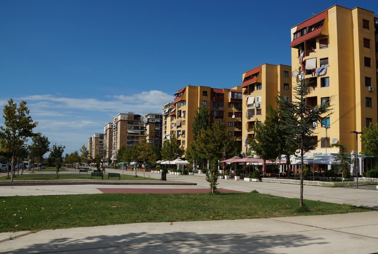 Apartament 1+1 Me Qira në Ish Fusha e Aviacionit, Tiranë - 400€ | 65 m²