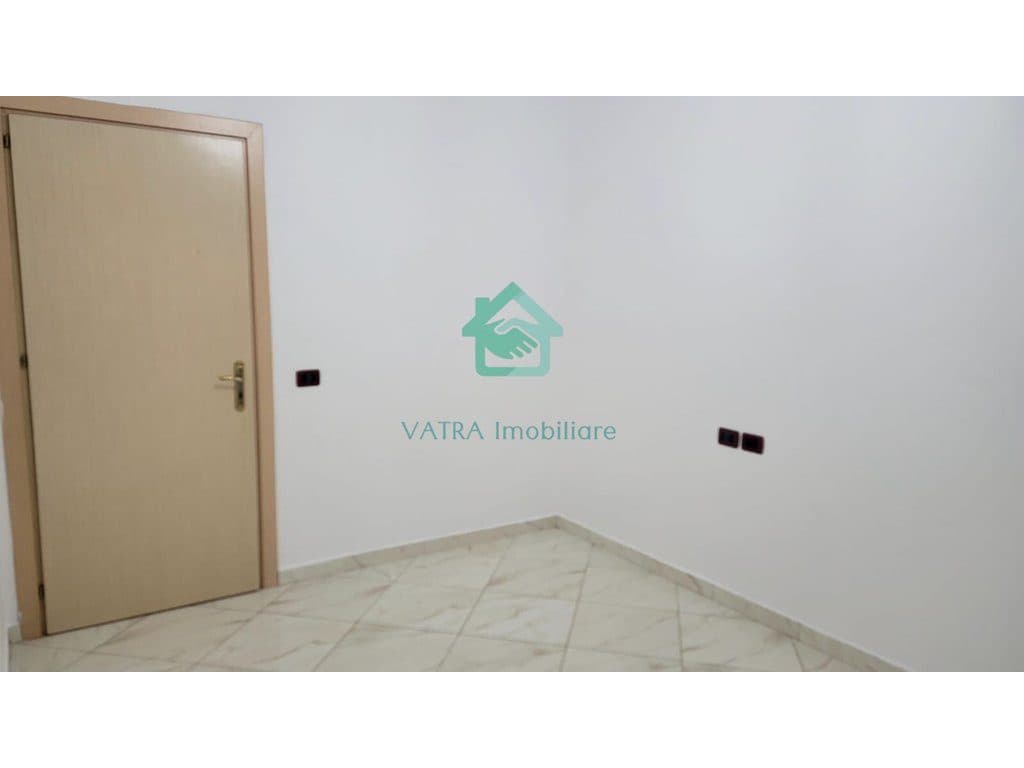 Apartament 2+1 i pamobiluar Me Qira në Astir, Tiranë - 380€ | 88 m² 3