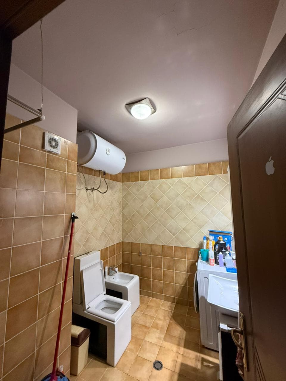 Apartament 2+1 Me Qira tek Rr.Sali Butka pranë Rrugës së Kavajës, Tiranë -600€ | 75 m² 3