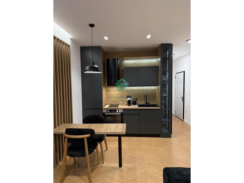 Apartament 1+1 Me Qira në Kopshti Botanik Zoologjik, Tiranë - 800€ | 65 m² 2