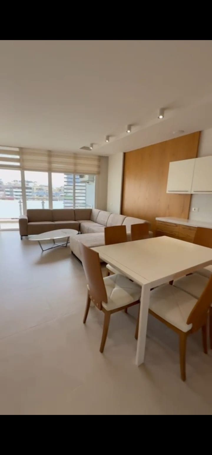 Apartament 2+1+2 Për Shitje në Komuna e Parisit, Kika 2 - 365,000€ | 118 m²