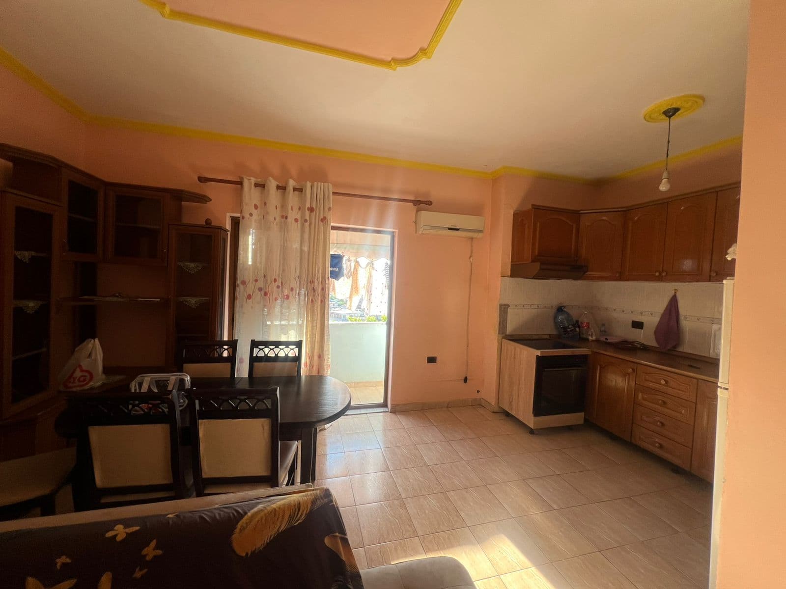 Apartament 2+1 Në Shitje pranë Komisariatit nr.4 tek Kinostudio, Tiranë - 95,000€ | 90 m² 2