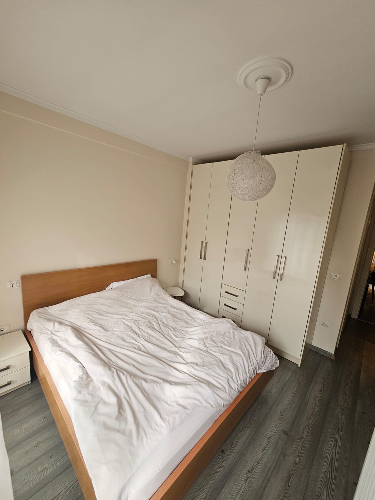 Apartament 2+1+2 Me Qira në Liqeni i Tiranës, Tiranë - 1200€ | 130 m² 3